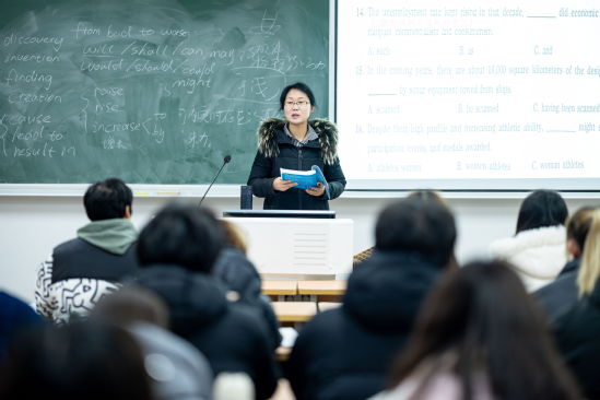 符合要求的本科毕业生可申请连读美国的